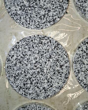 Piaskowy Dywan kolor biało-czarno-szary na 3,63 m2