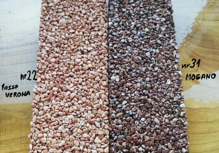 Komplet kamienny dywan 269kg (ok. 15 m²) – marmur Brązowy + grunt