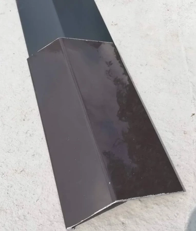 Kapinos, kolor brązowy RAL 8019 profil aluminiowy 1,2 mm - 2 metry