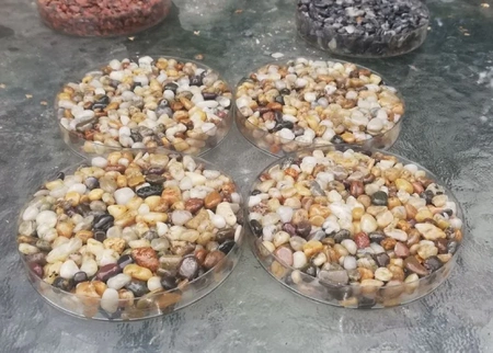 Komplet kamienny dywan 590kg (ok. 33 m²) – żwirek brązowo-miodowy + grunt